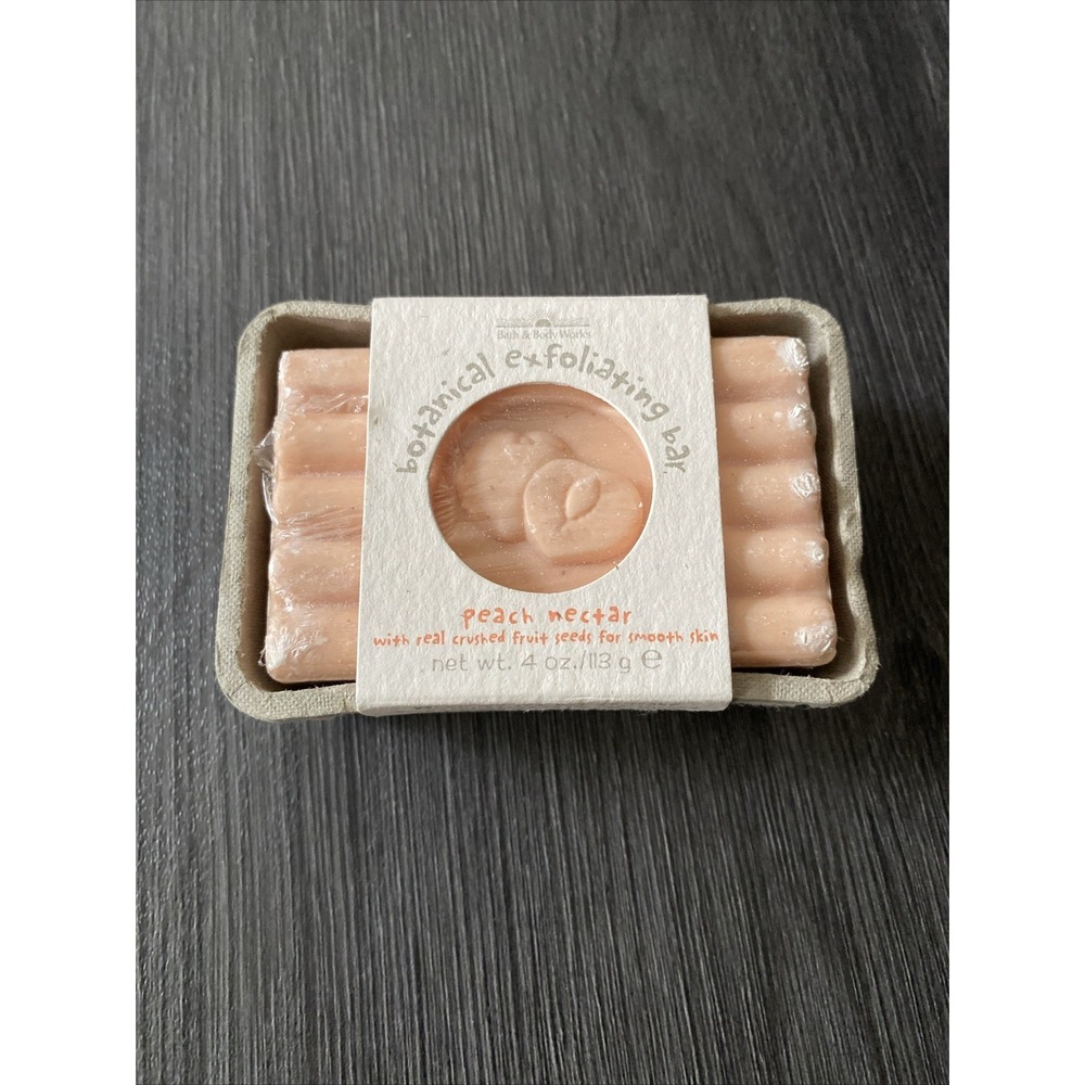 Vintage Bath & Body Works PEACH NECTAR botanical Exfoliating Soap Bar 4 oz.